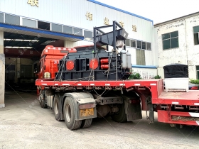 1000x700中型液压对辊糖心国产传媒VLOG入口设备发货