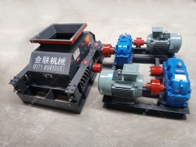 2PGC900X900大型双齿辊糖心国产传媒VLOG入口发往内蒙古乌海粉碎煤